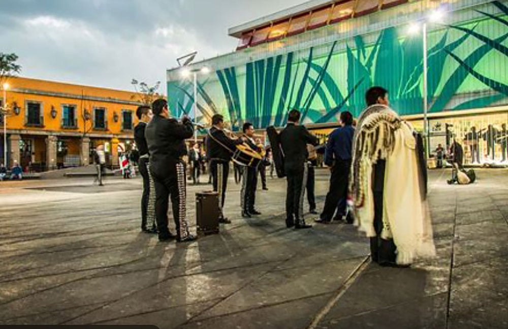 Restaurantes en museos CDMX/ Terraza del Museo del Tequila y el Mezcal, para mirar a la Plaza Garibaldi y beber y comer muy mexicano