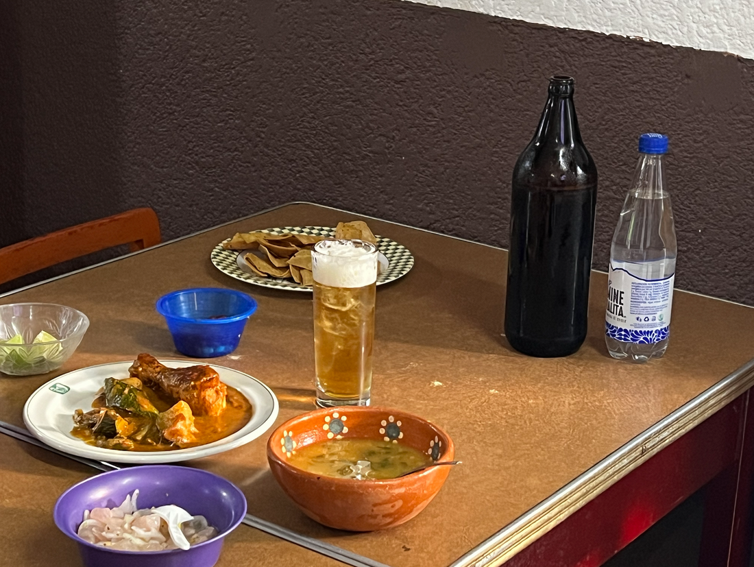 Cantinas CDMX/ Cantina Casa Abundio, dominó, cerveza y rocanrol