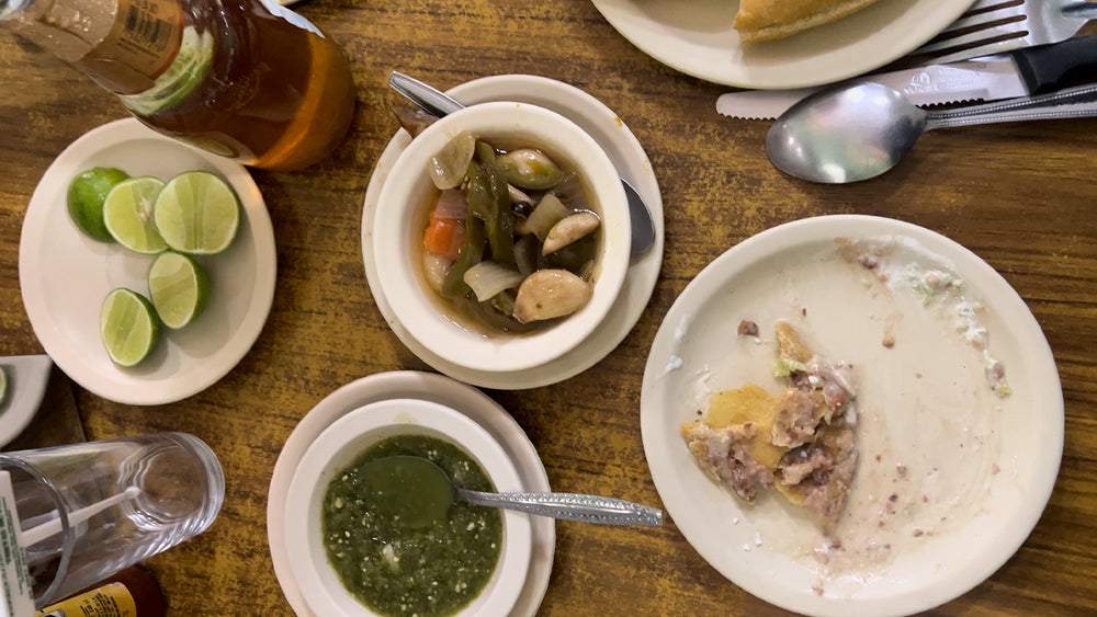 Guía de cantinas en CDMX / El Paraíso, la torta de pulpo más famosa de la Santa María la Ribera.