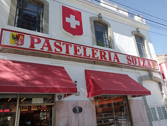 Pastelerías CDMX / Pastelería La Suiza, antojos dulces y salados desde 1942